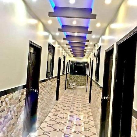 Diplomat Inn Hotel Karachi Buitenkant foto