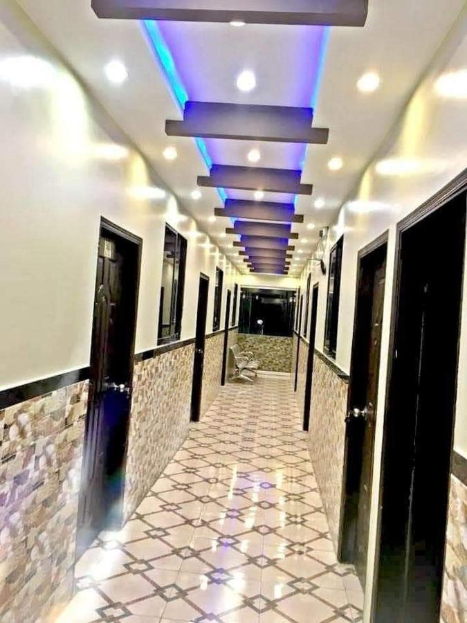Diplomat Inn Hotel Karachi Buitenkant foto